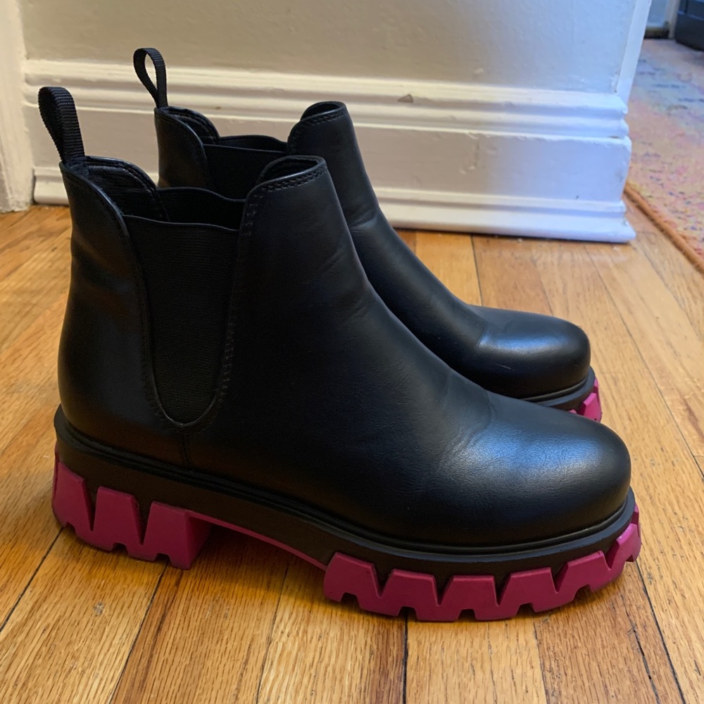 Koi Footwear Raptor Boots, Size 9